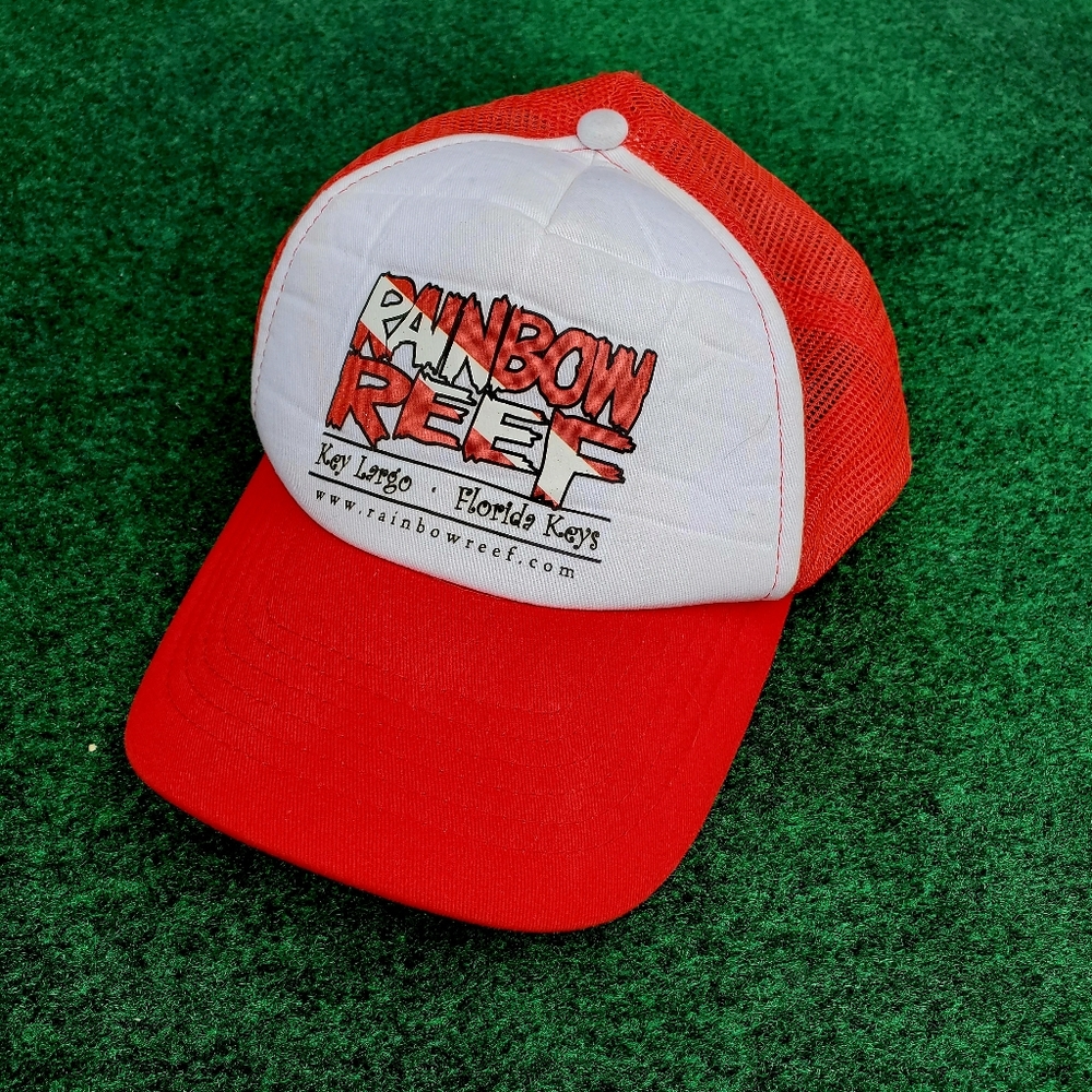 Vintage Rainbow Reef Key Largo Florida Red/White Mesh Snapback Trucker Cap Hat